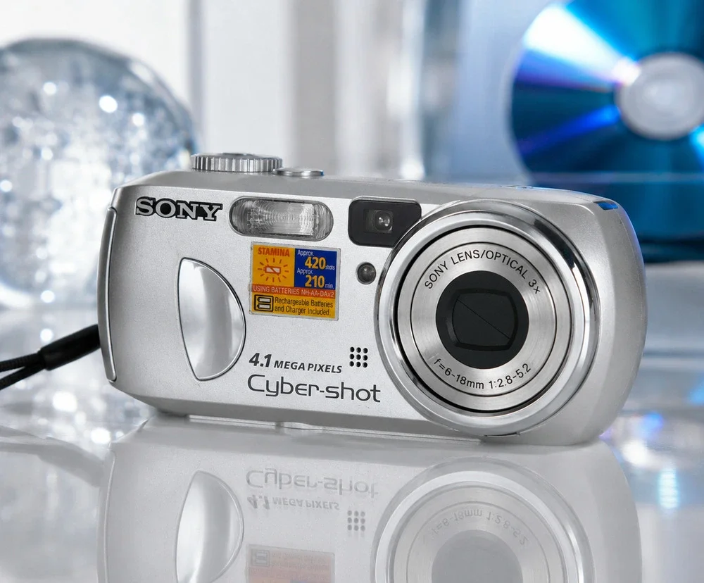 Sony Cyber-shot DSC-P73 4.1MP Digital Camera 3x Zoom Tested 128MB Card Case